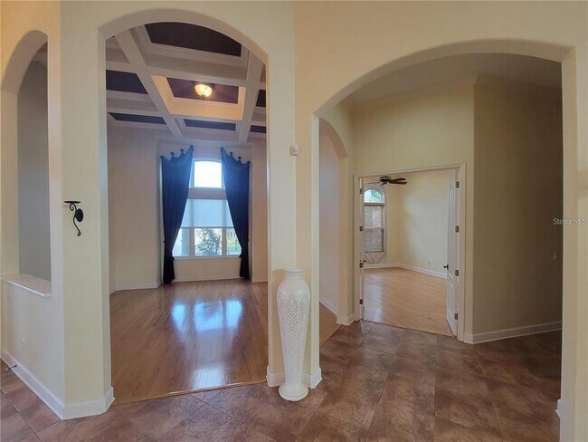 Building Photo - 10209 Thurston Groves Blvd