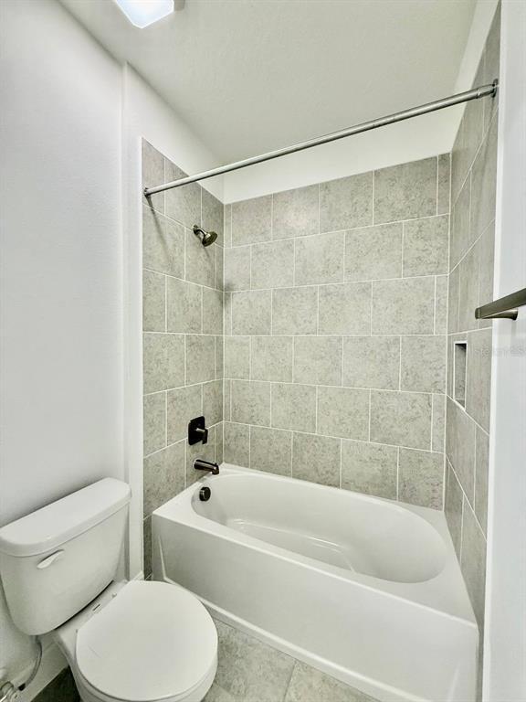 Building Photo - 2031 Wild Heron Ct