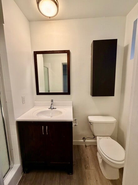 Building Photo - 1284 Havenhurst Dr