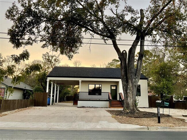 Primary Photo - 1708 Carter St