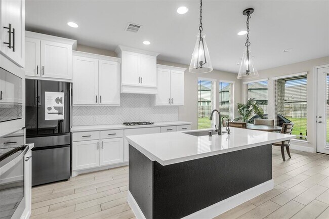 Building Photo - 24407 Prairie Sunflower Cir