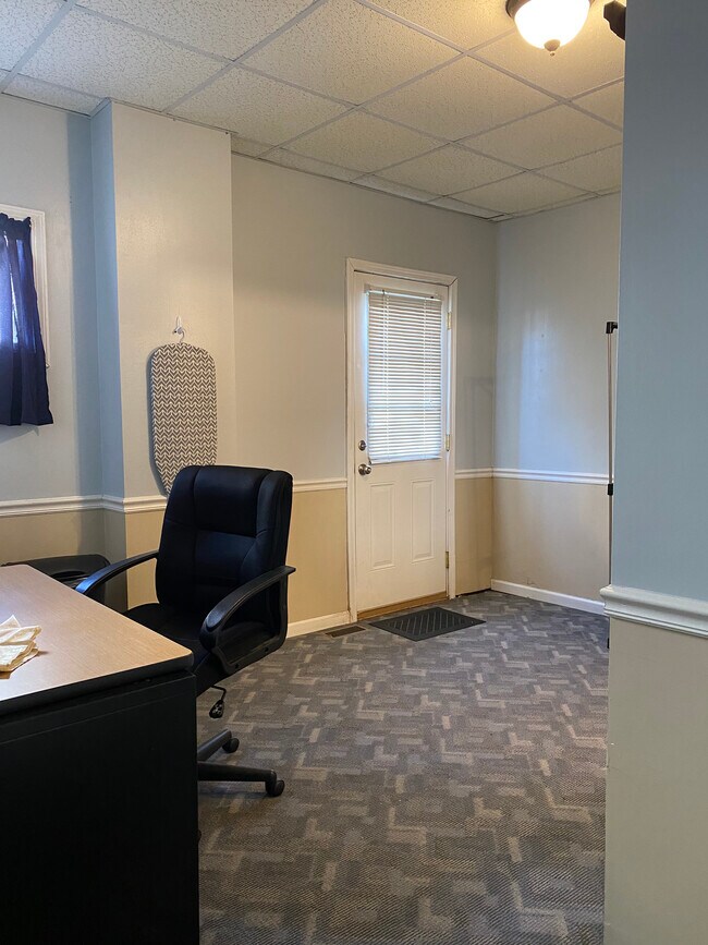 Work/Study/Storage area - 109 E Church St