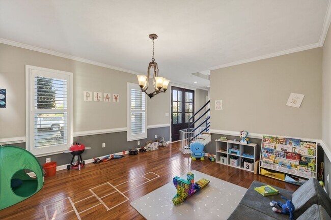 Building Photo - Elegant & Spacious Home Available in Church Point