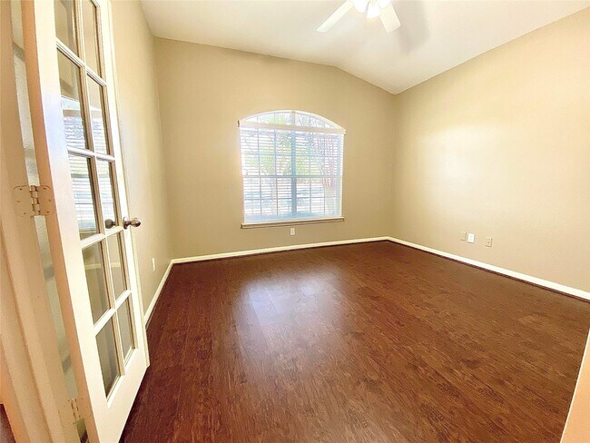 Building Photo - 2614 Orchard Creek Ln