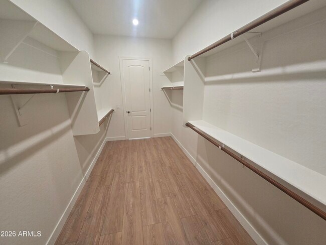 Building Photo - 20849 W Werner Pl