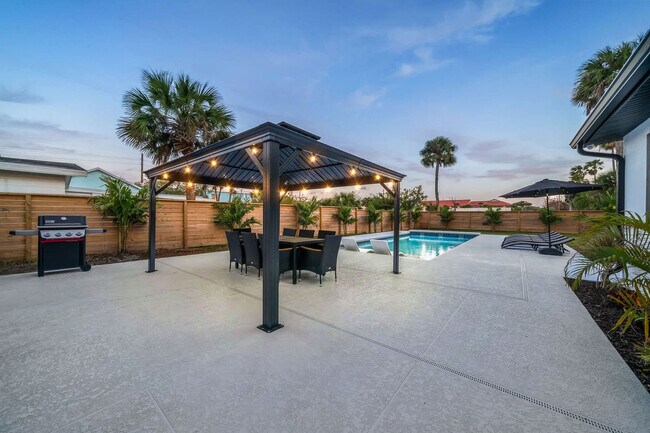 Building Photo - 115 Esther Dr