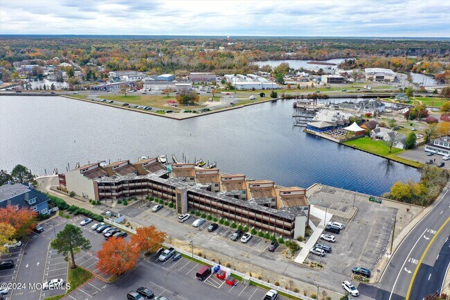 Building Photo - 77 E Water St