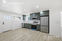 Building Photo - 2910 1/4 Reservoir St-