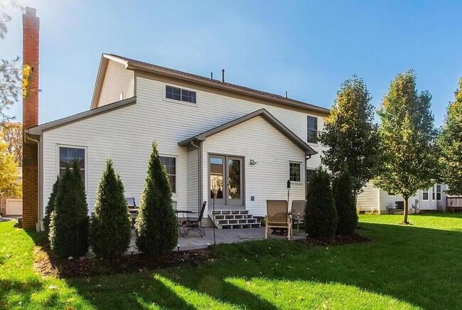 Building Photo - 5772 Clearfield Ln