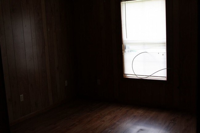 Building Photo - 215 Trewhill Parkway