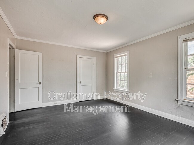 Building Photo - 2301 N Florida Ave