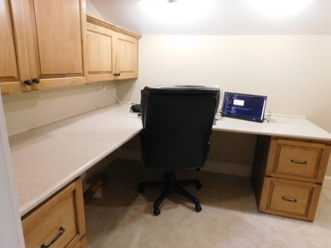 Building Photo - Beautiful Home Located In Indigo Run