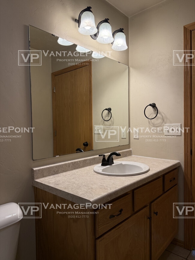 Building Photo - 2113 Bufflehead Ln