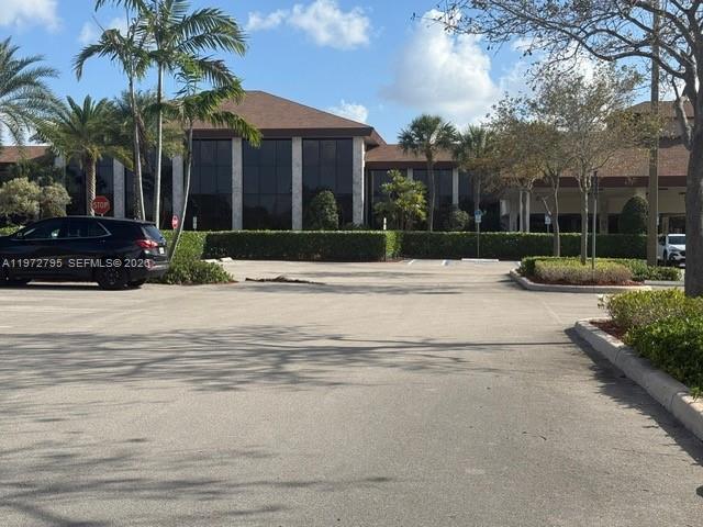 Building Photo - 1351 SW 125th Ave