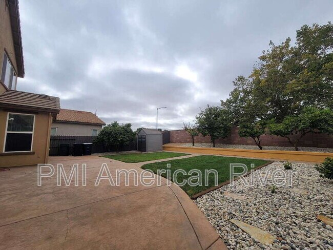 Building Photo - 4265 Thalia Way