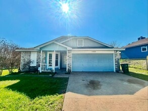 Building Photo - Spacious & Cozy 3/BR 2/BA Single Family Home in Austin!