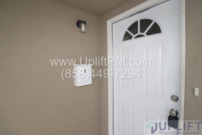 Building Photo - Jefferson Ave (772)