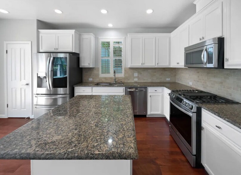 Building Photo - 3221 Browntail Way