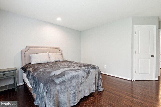 Building Photo - 22778 Trailing Rose Ct