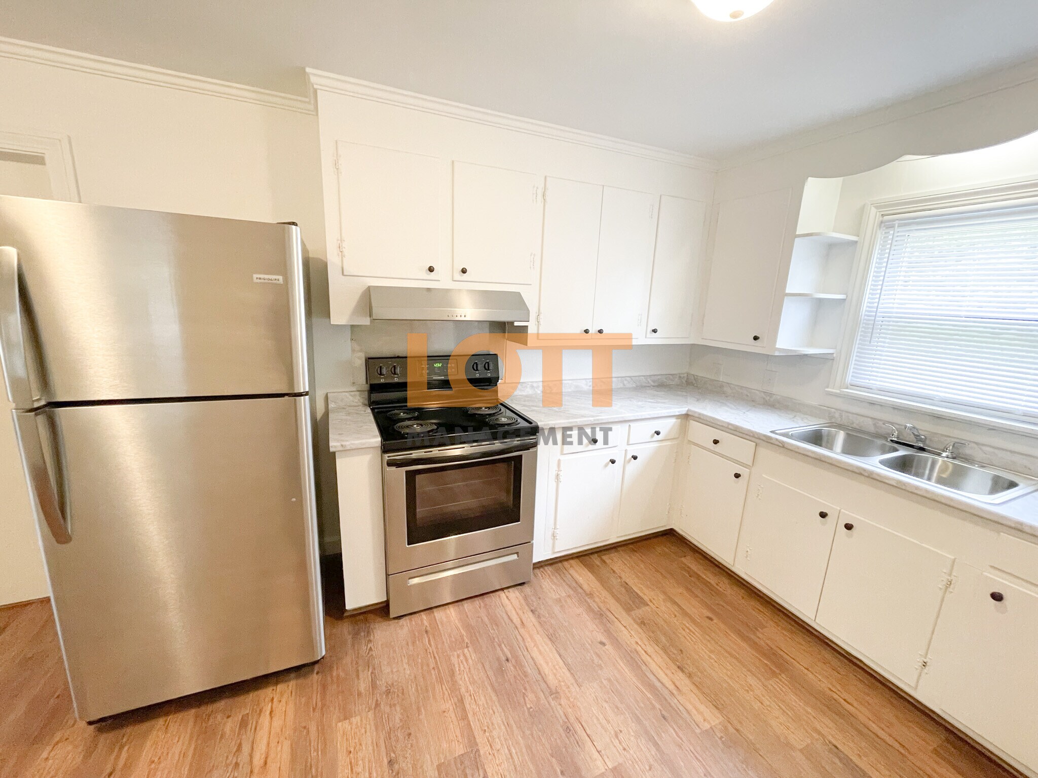 Building Photo - 3 Juanita Ct