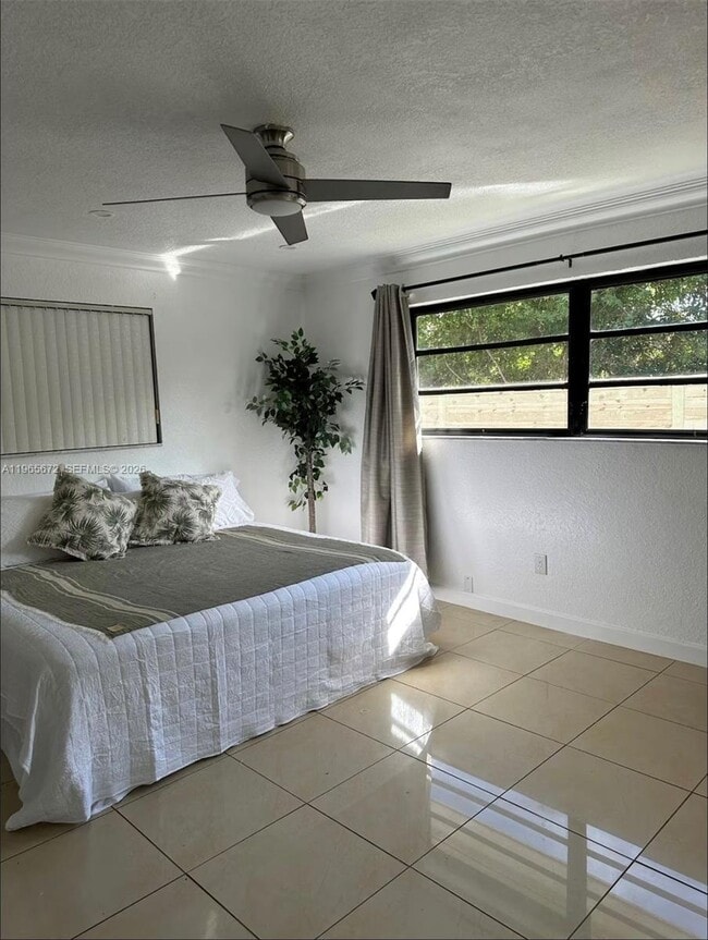 Building Photo - 30255 SW 197th Ave