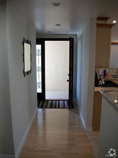 Building Photo - 302 Princeton Dr