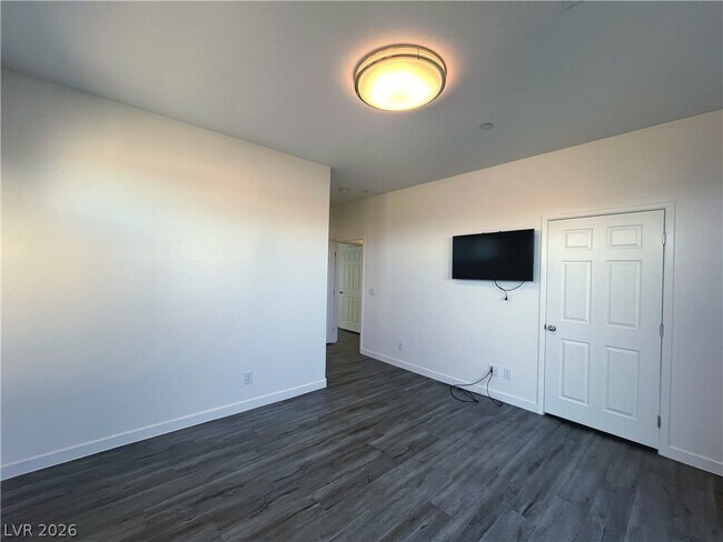 Building Photo - 1533 Franklin Ln