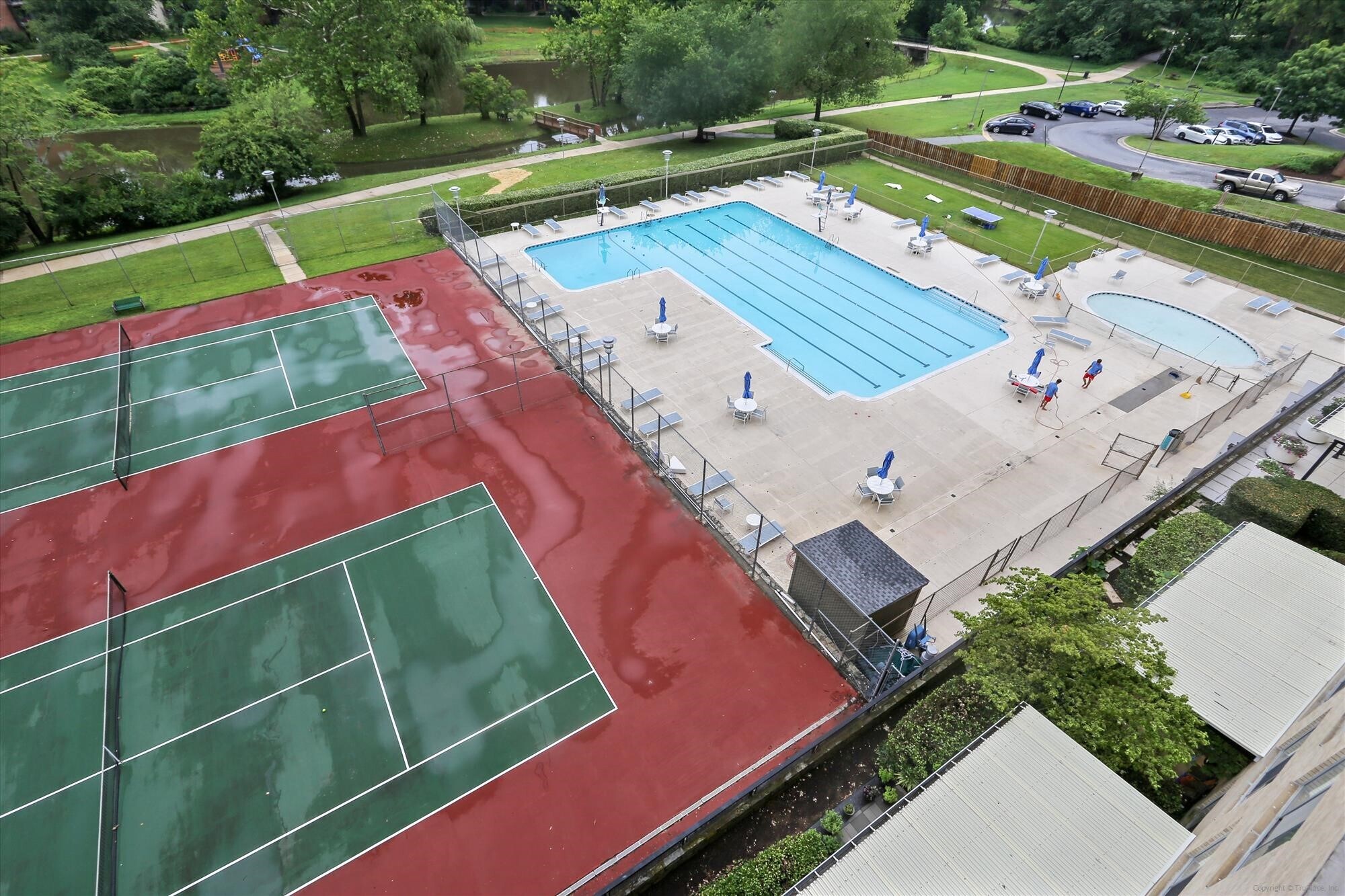 Building Photo - 10401 Grosvenor Pl