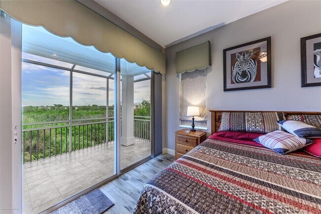 Building Photo - 10300 Tarpon Landings Terrace