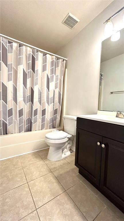 Building Photo - 5855 SW 8th Pl