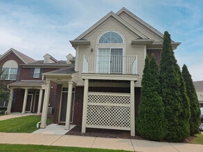 Building Photo - 29949 Fox Run Cir