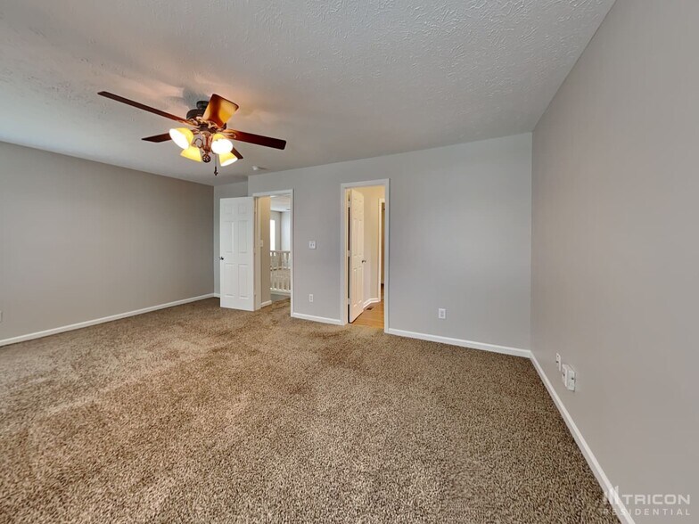 Building Photo - 11949 Titania Cir