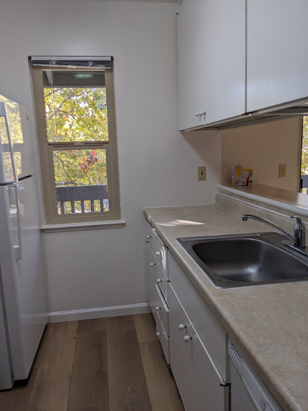 Building Photo - 1930 Camino Verde