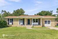 Building Photo - 109 Wisteria Rd