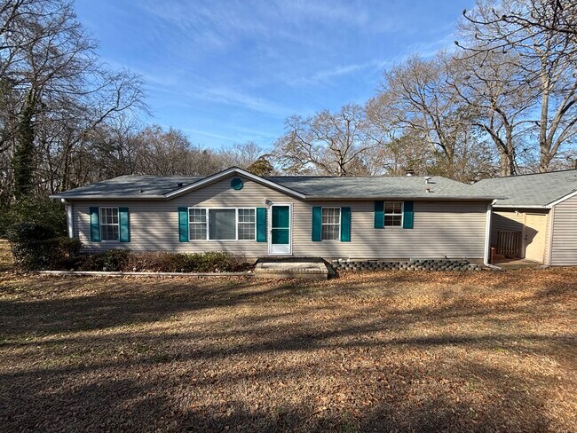 Building Photo - Pebblebrook