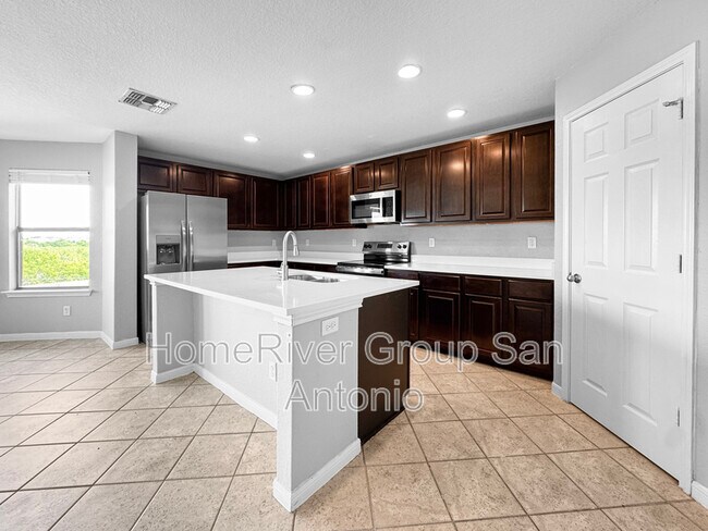 Building Photo - 4026 Maiden Way