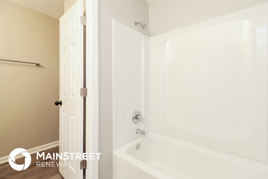 Building Photo - 409 Tina Hely Ct