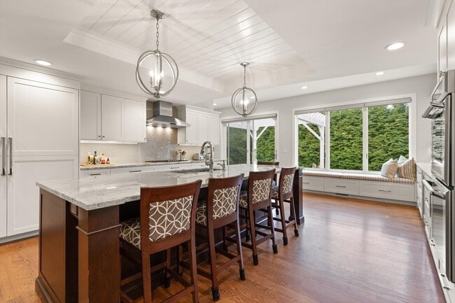 Building Photo - 25 Saddle Club Rd