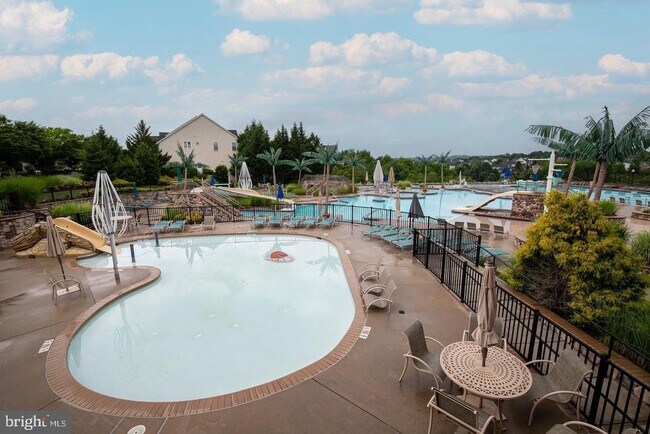 Building Photo - 3655 Islington St