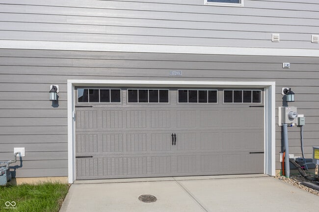 Building Photo - 17273 Wellburn Dr