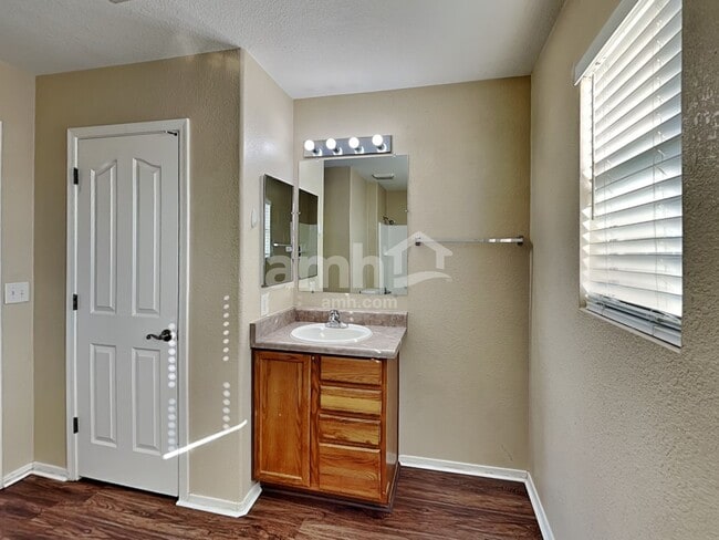 Building Photo - 6155 S Earp Wash Ln