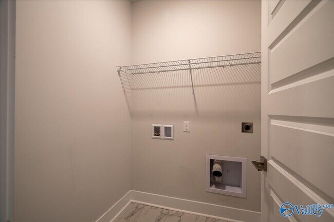 Building Photo - 14872 Demarie Ln