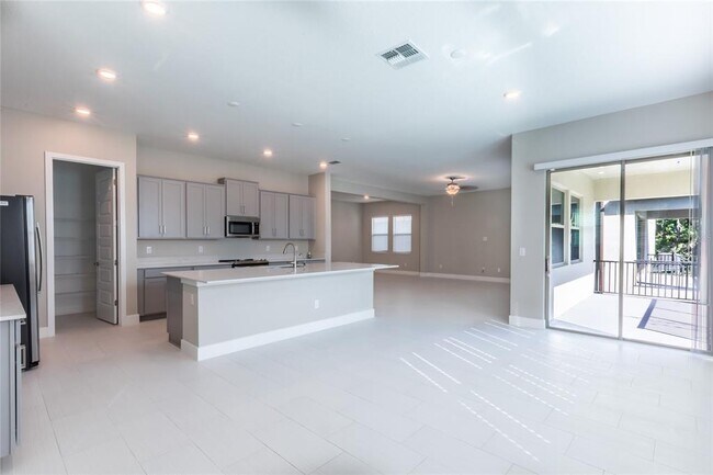 Building Photo - 7714 S Faul St