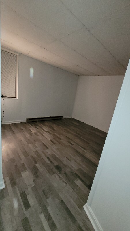 Building Photo - 117 Wilkes St