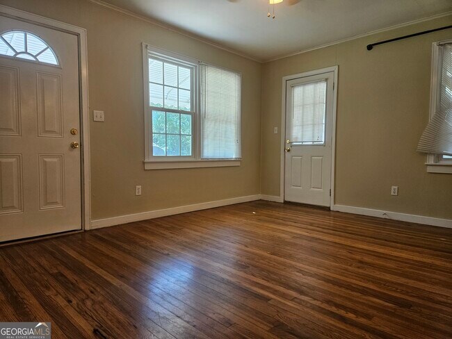 Building Photo - 316 Florence Ave