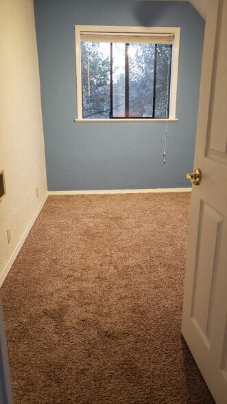 Bedroom #3 - 607 N 1st Ave