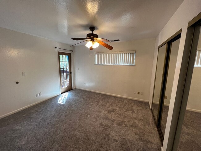 Building Photo - Fabulous 2-bedroom Concord Condominium Wit...