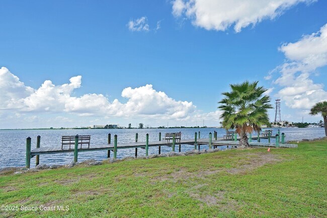 Building Photo - 3799 S Banana River Blvd