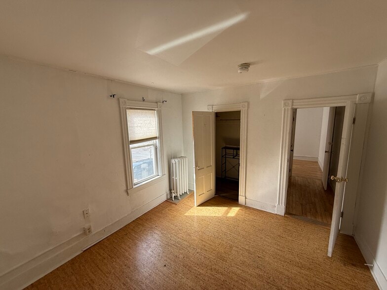 Bedroom 3 - 10-2 Russell St