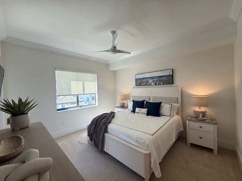 Master Bedroom - 1111 Central Ave